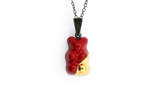 Halskette mit rotem Gummibärchen-Schmuck